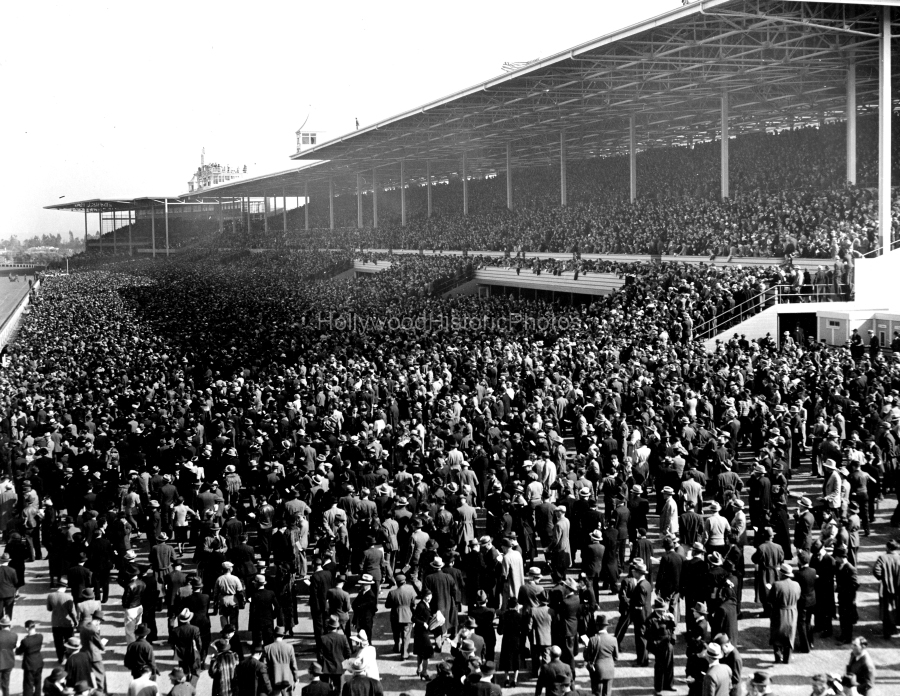 Santa Anita Race Track 1938 1 Arcadia wm.jpg
